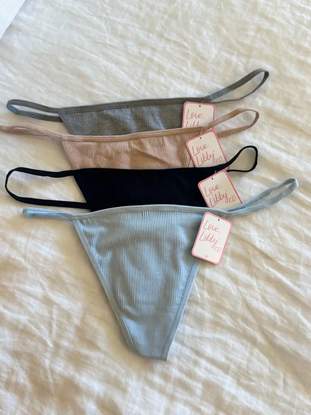 Seamless Ribbed Strappy Thong Panty