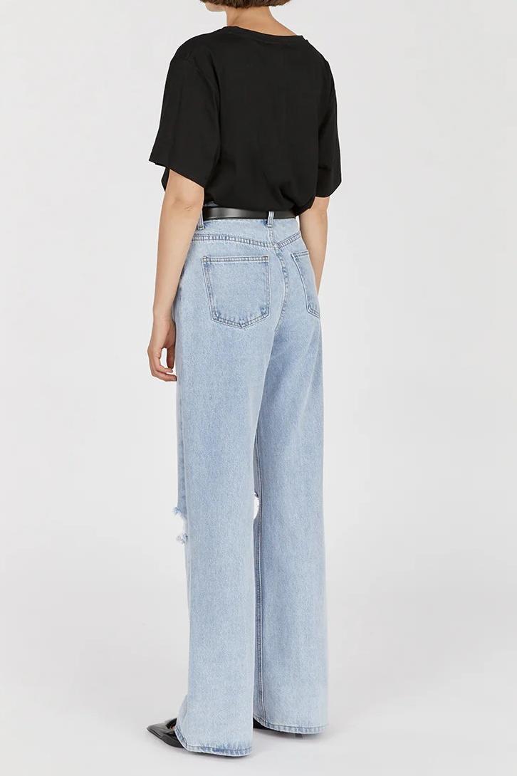 BLUE HIGH RISE RIPPED JEAN