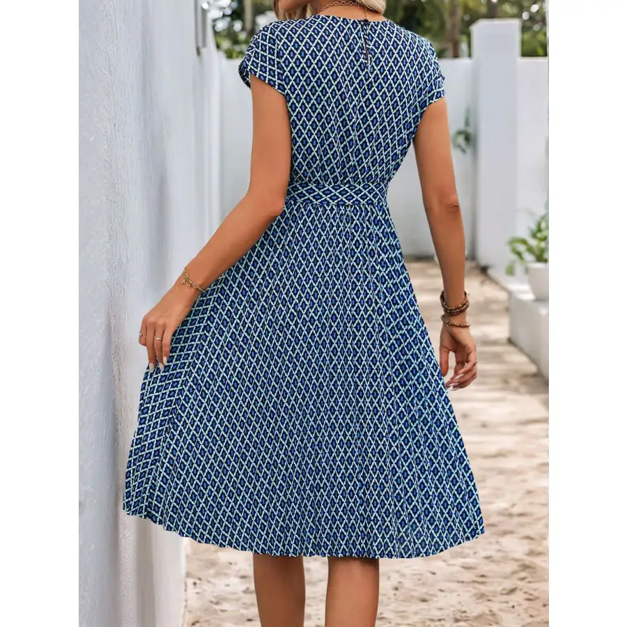 Round Neck Short Sleeve Midi Dress