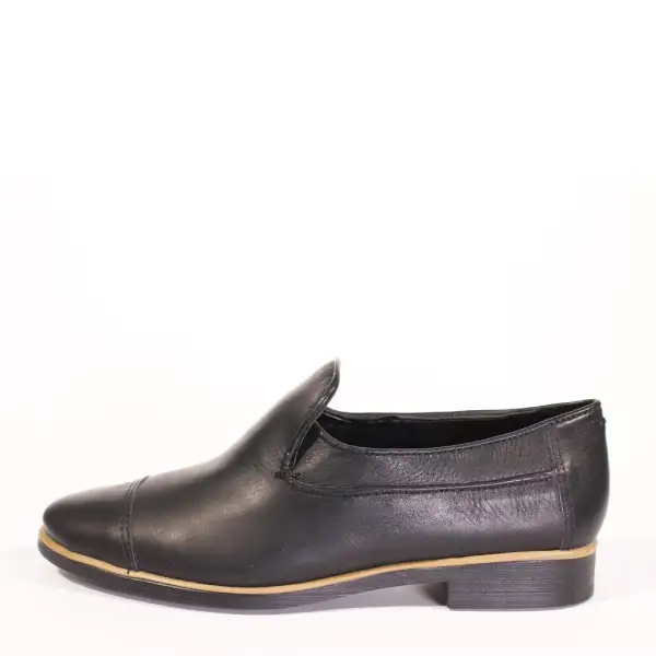 Classic Leather Flat Loafers