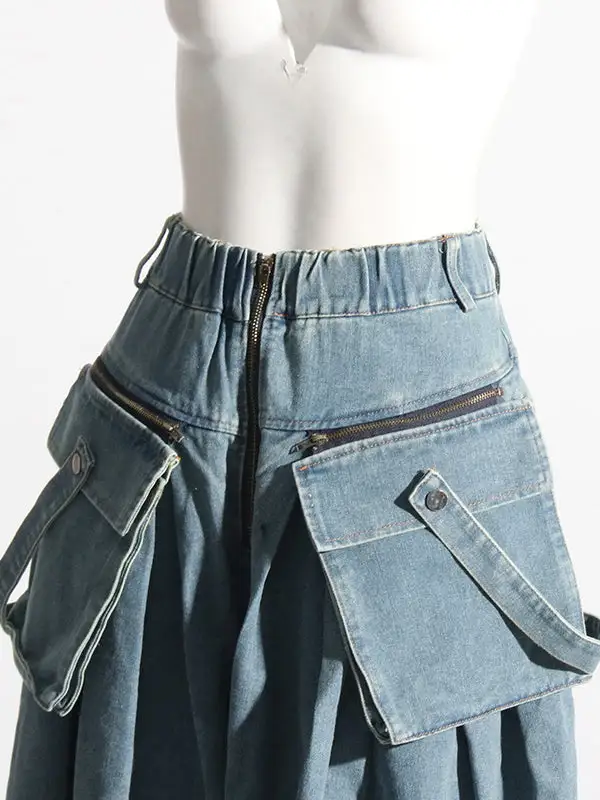 Relaxed Fit Wide Leg Seamed Pleated Zip Detail Pocket Jeans