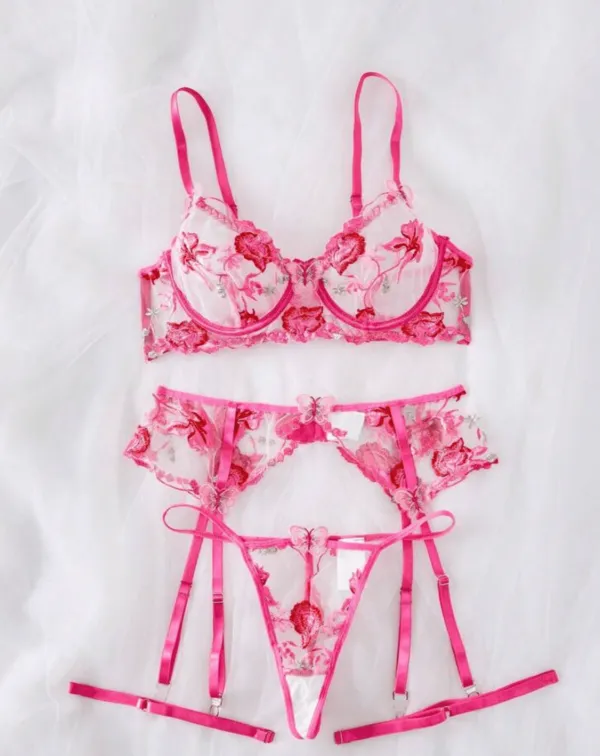 Delicate Lace Garter Lingerie Set