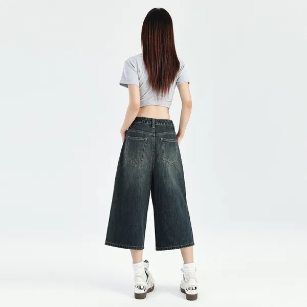 Relaxed Wide Leg Cropped Jeans