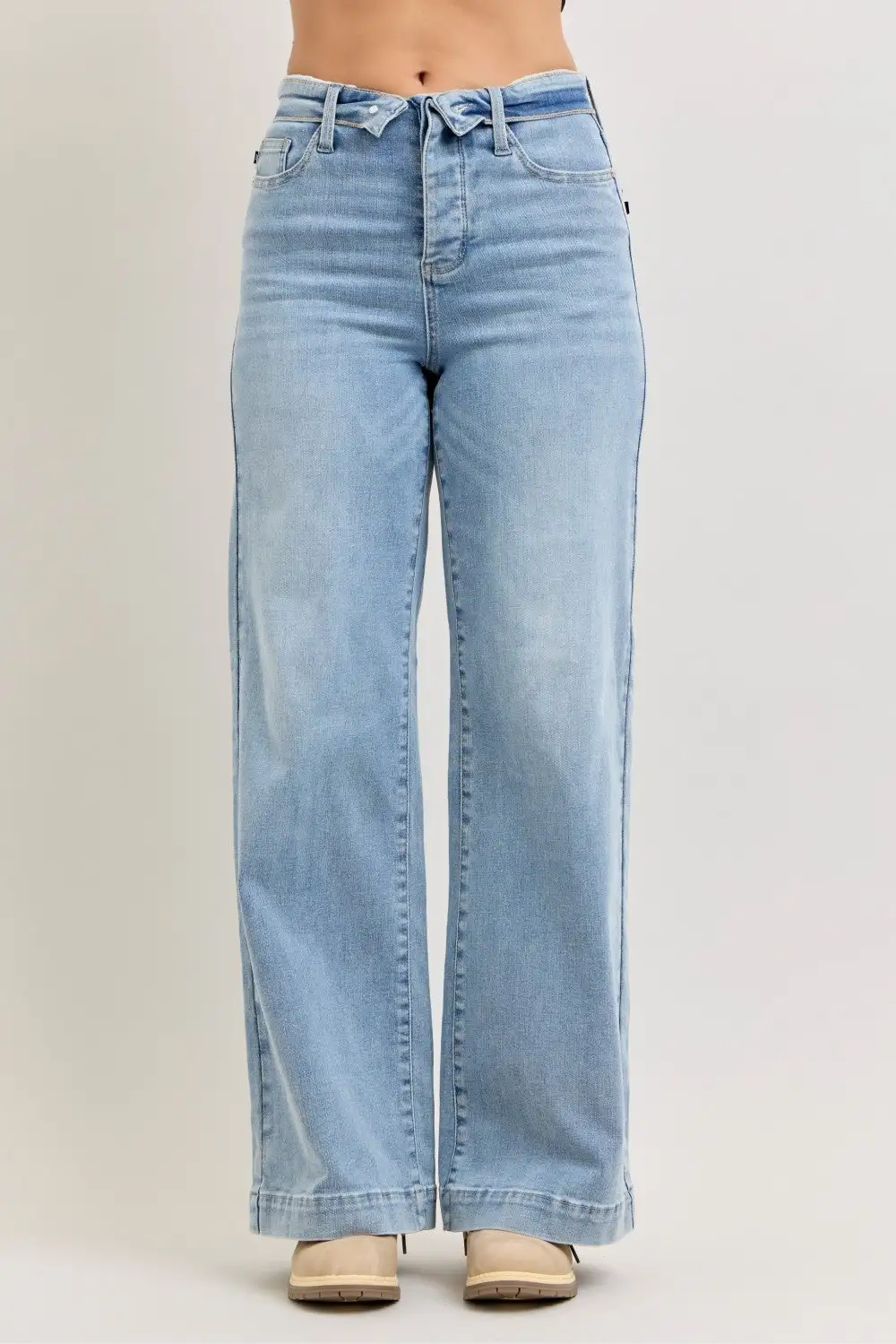 Mid Rise Wide Leg Jeans