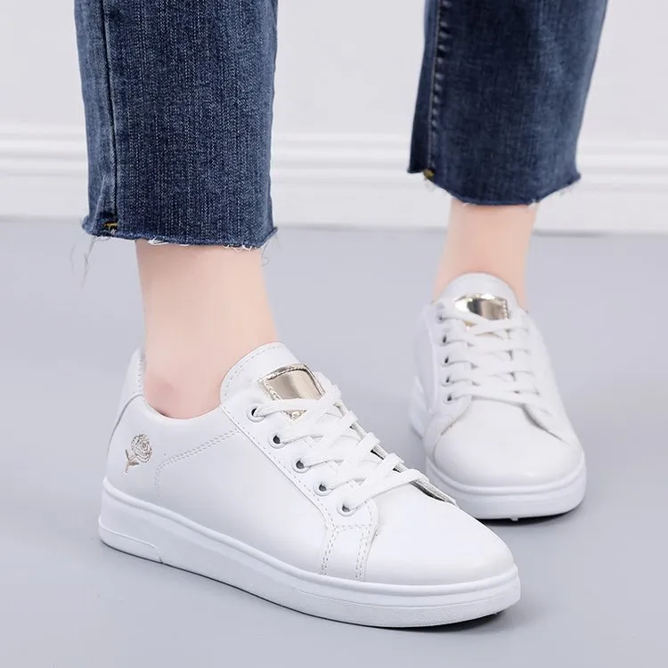 Lightweight Metallic Accent Everyday Casual Flats