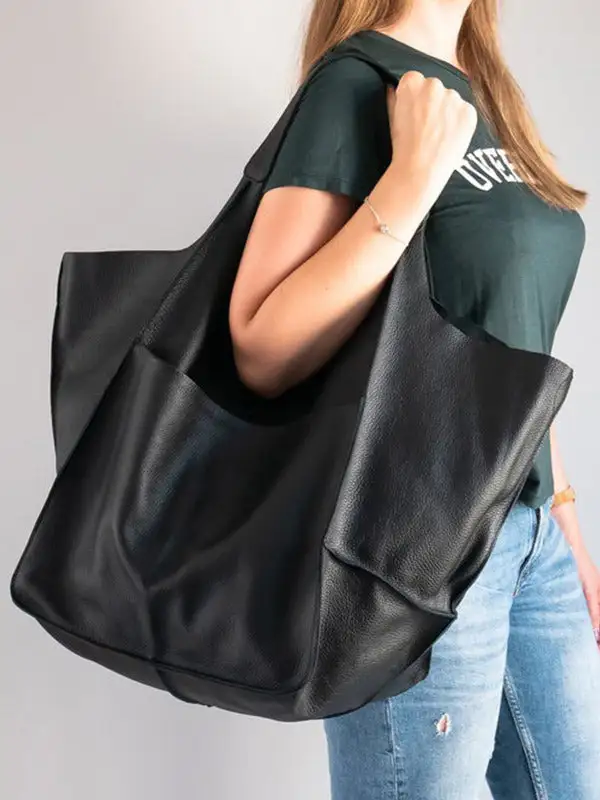 Polished Modern Shoulder Bag