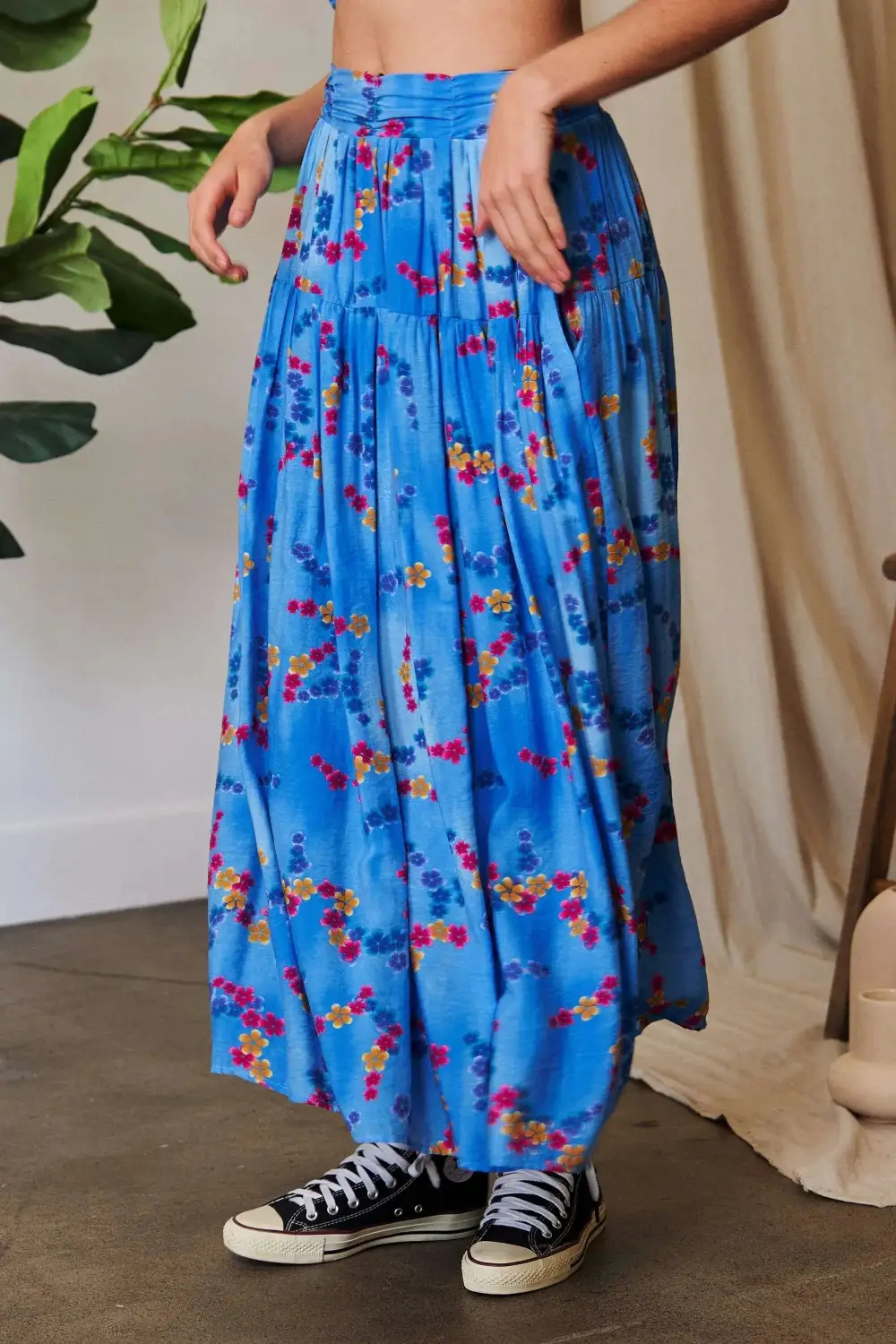 Modern Line Skirt