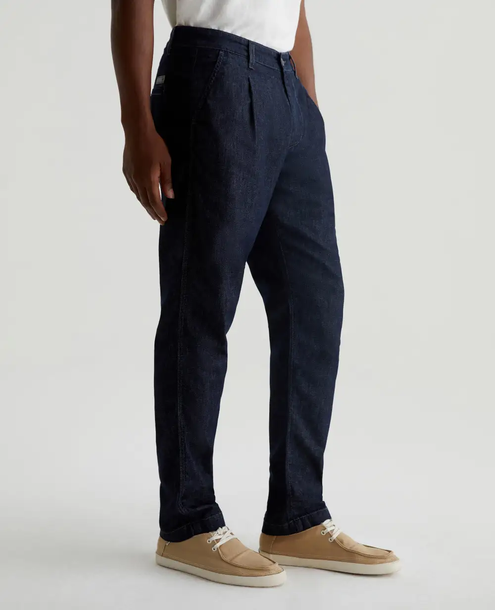 Men's Tapered Stretch Jeans
