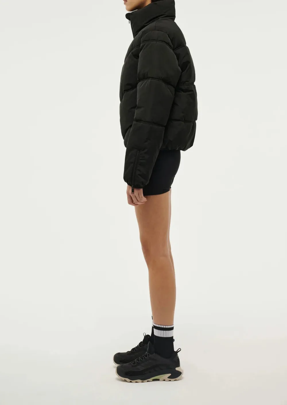 TURTLENECK JACKET IN BLACK