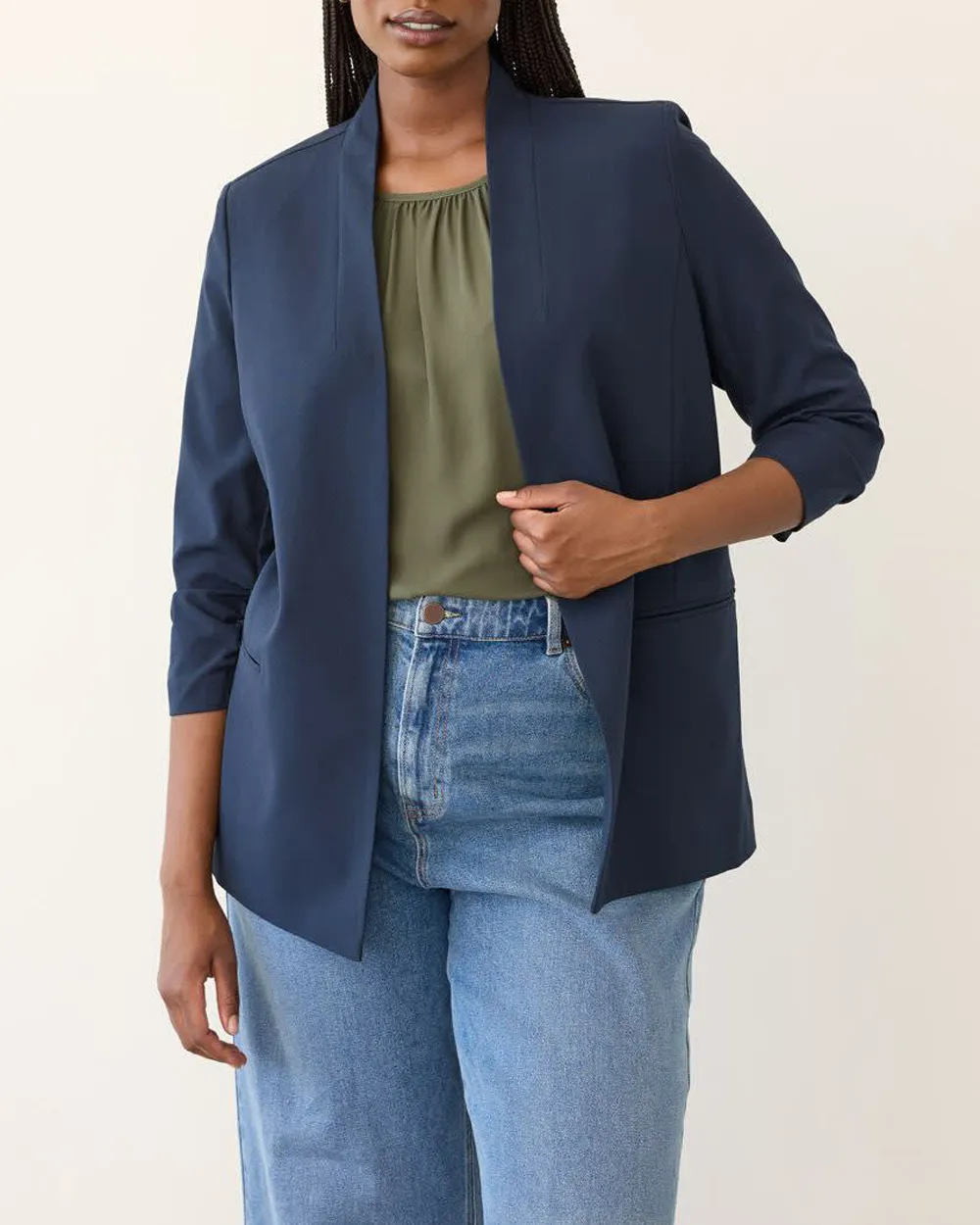 Collarless Open Blazer Elegance