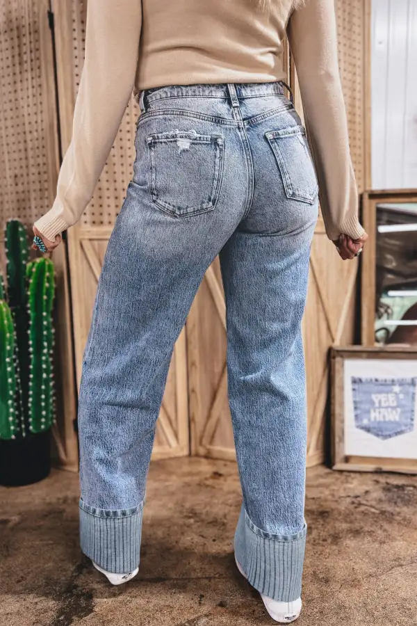 Relaxed Everyday Straight Leg Jeans