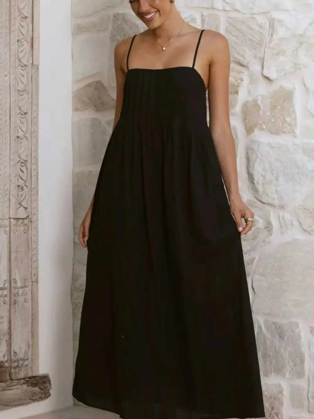 Polished Detail Pleated Midi Dress