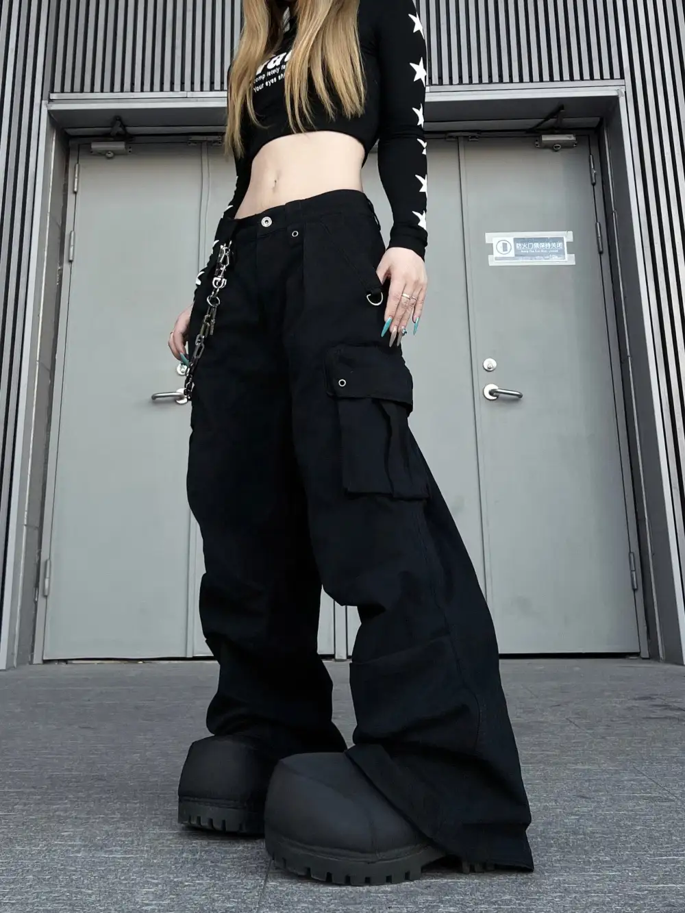 Pleated Multi Pocket Parachute Wide Leg Cargo Pants