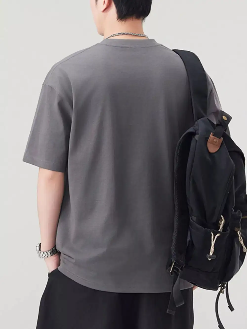 Laid Back Round Neck Short Sleeve T-Shirt