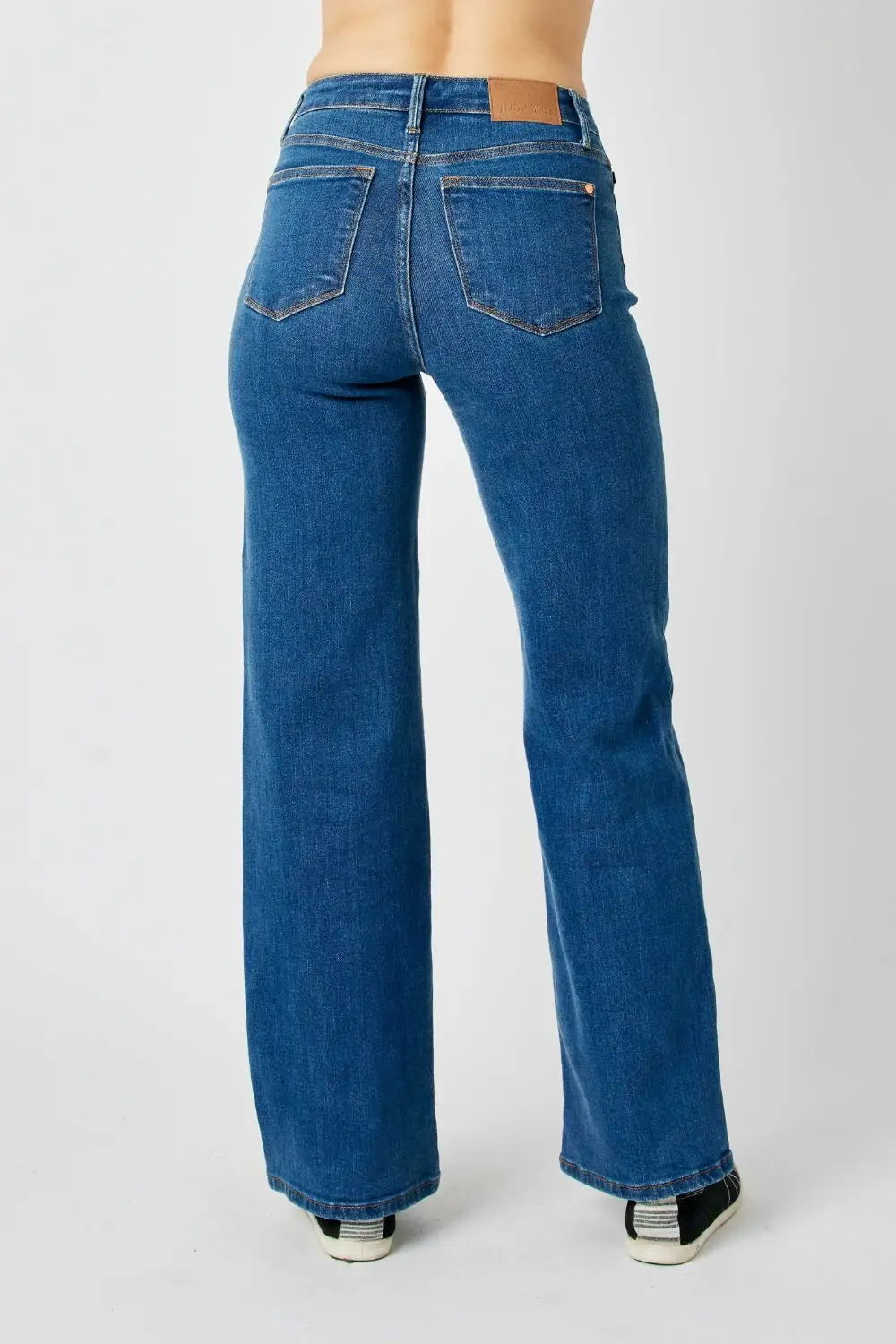 Refined High-Rise Washed Pocketed Stretch Straight Leg Jeans