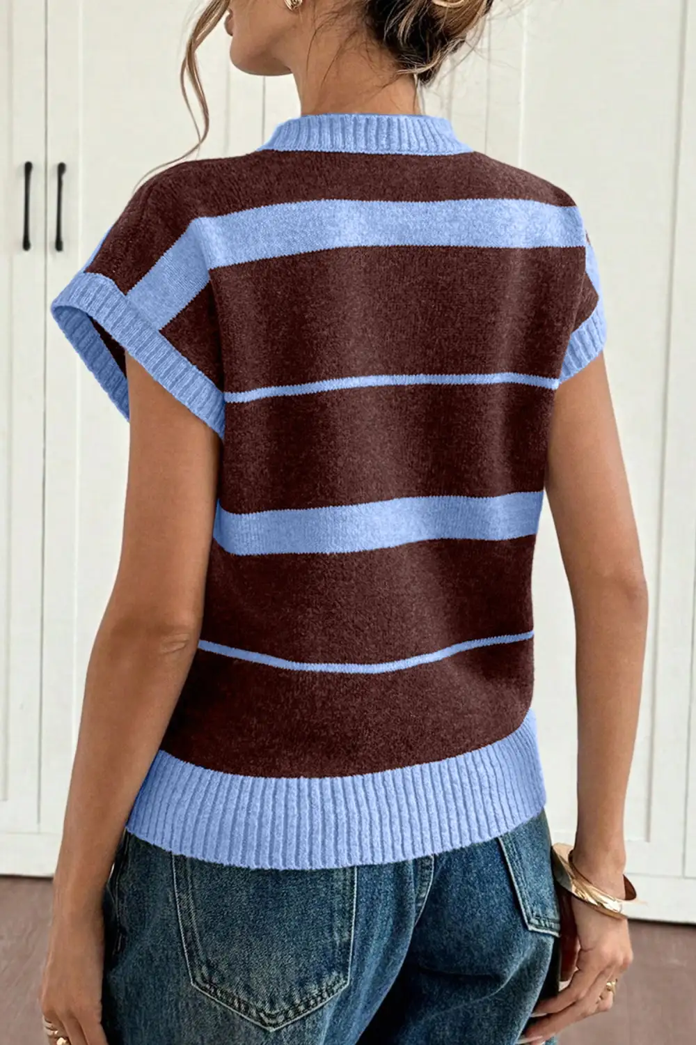 Striped Short-Sleeve Round Neck Everyday Knit Top