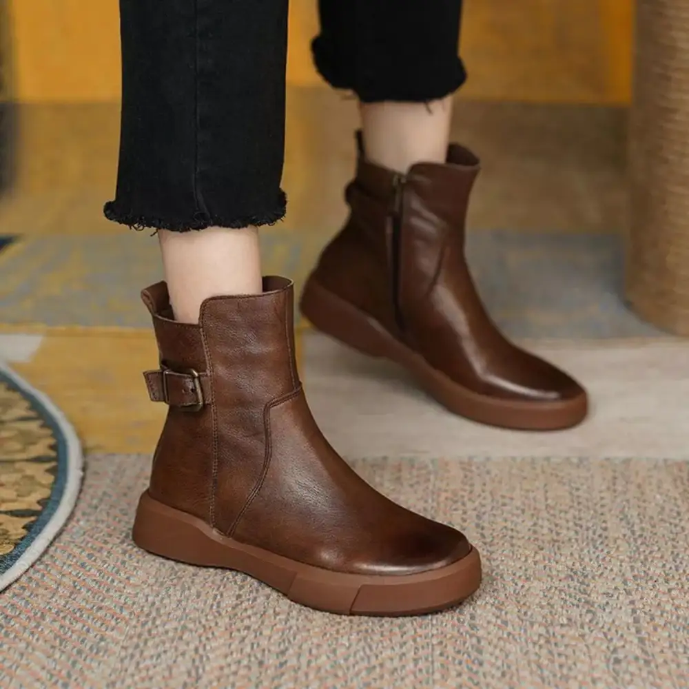 Essential Round Toe Platform Boots