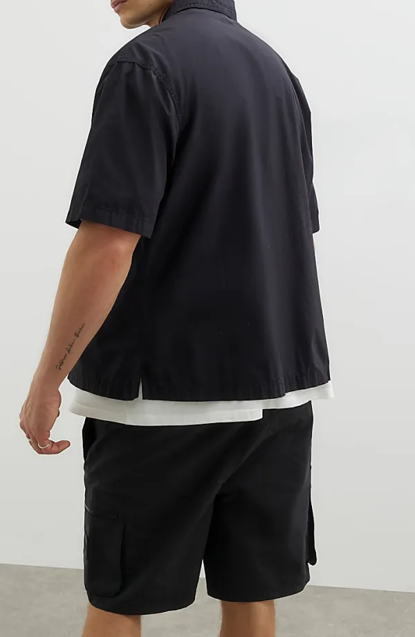 Men's Black Loose Fit Double Pocket Short Sleeve Zip-Up Shirt