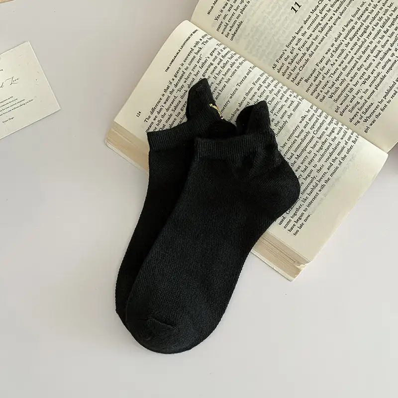 Embroidered Crown Breathable Mesh Boat Socks