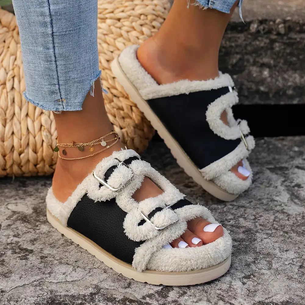 Buckle Decor Plush Lined Platform Slippers