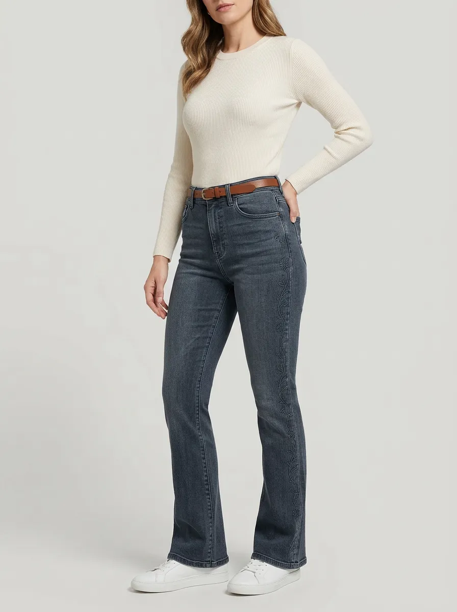 Women's Artisan Inspired Floral Embroidery Floral Embroidered High-Rise Flare Jeans
