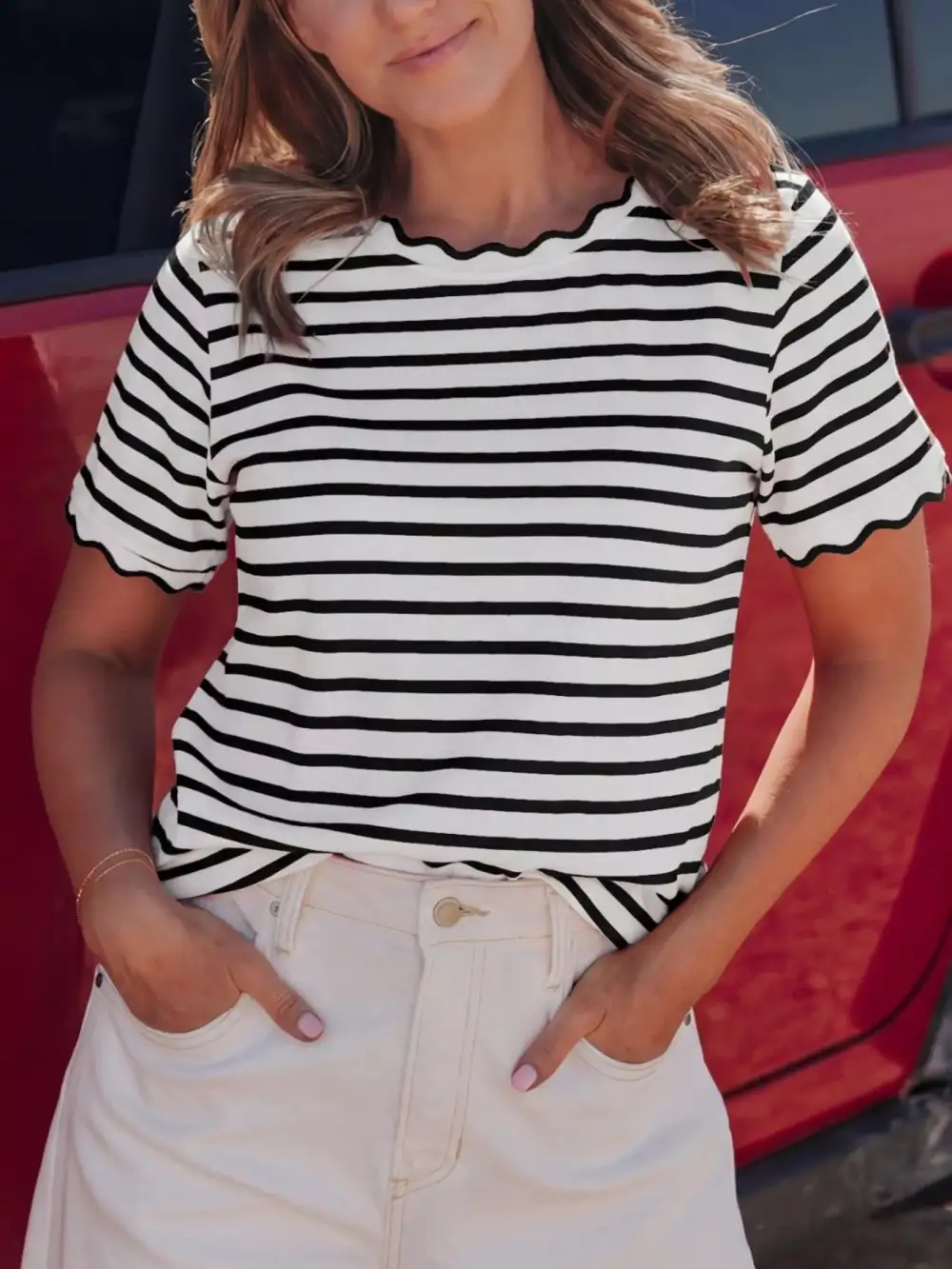 Striped Scallop-Trimmed Round Neck T-Shirt