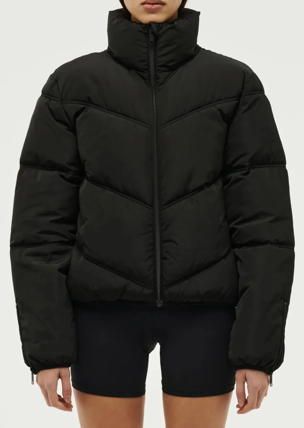 TURTLENECK JACKET IN BLACK