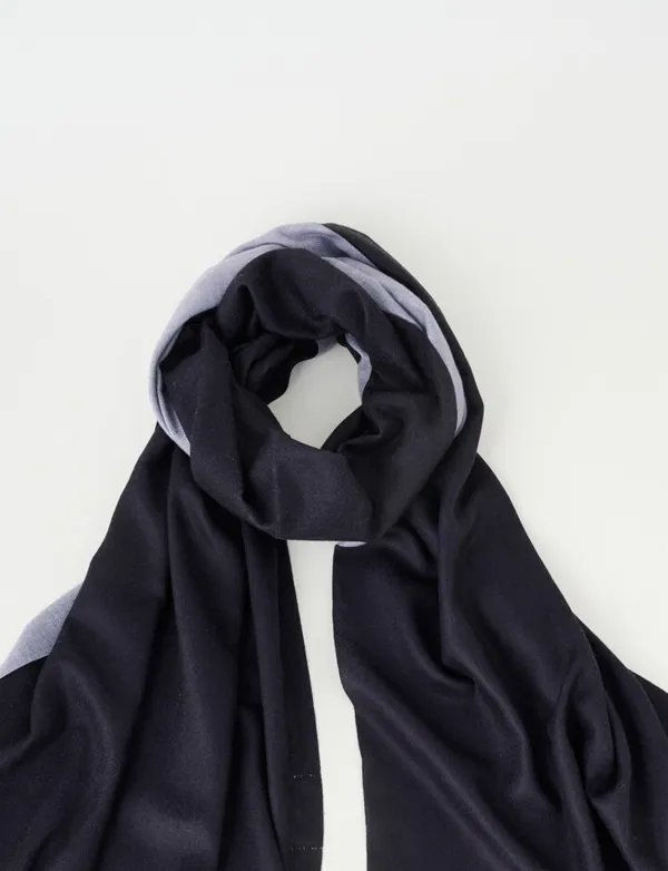Exquisite Luxury Black And Gray Scarf