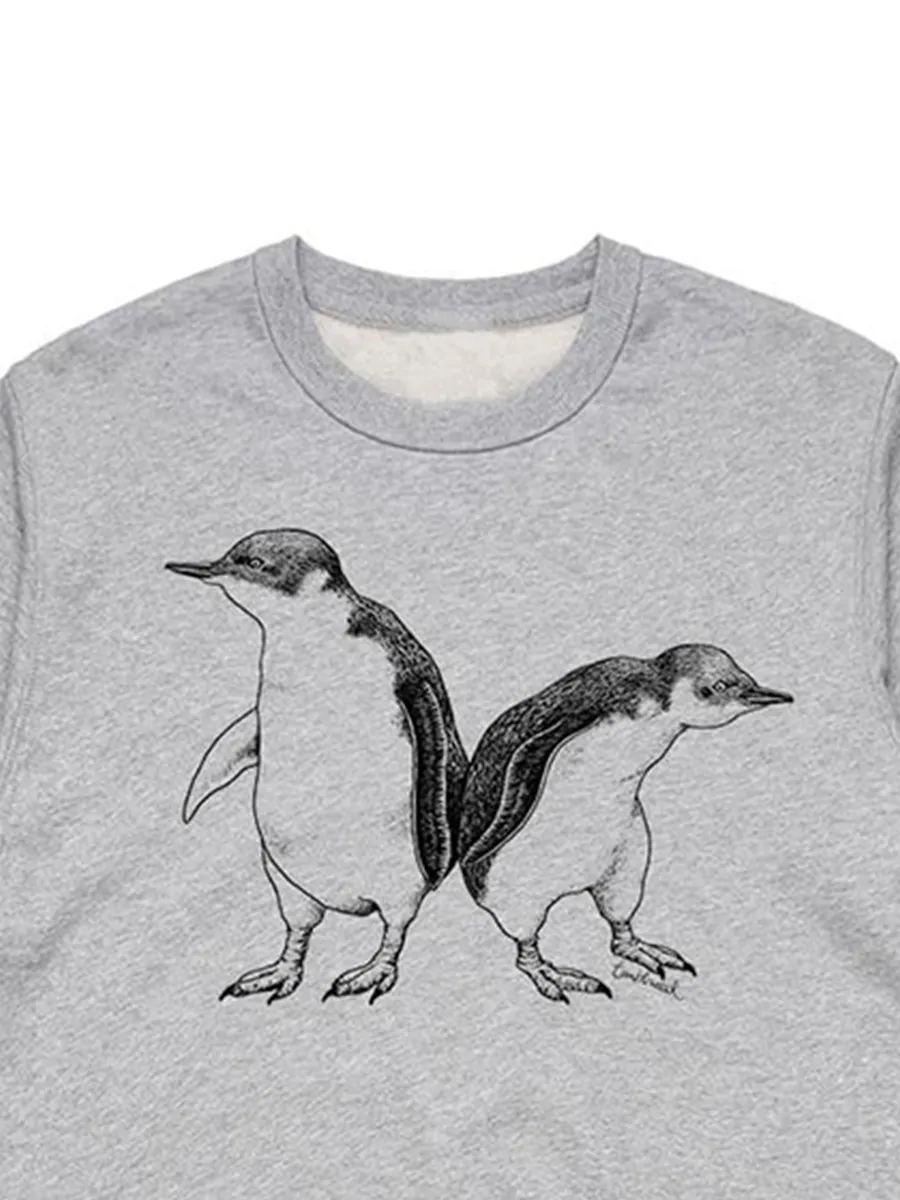 Simple and fashionable little penguin pattern versatile casual sportswear shirt