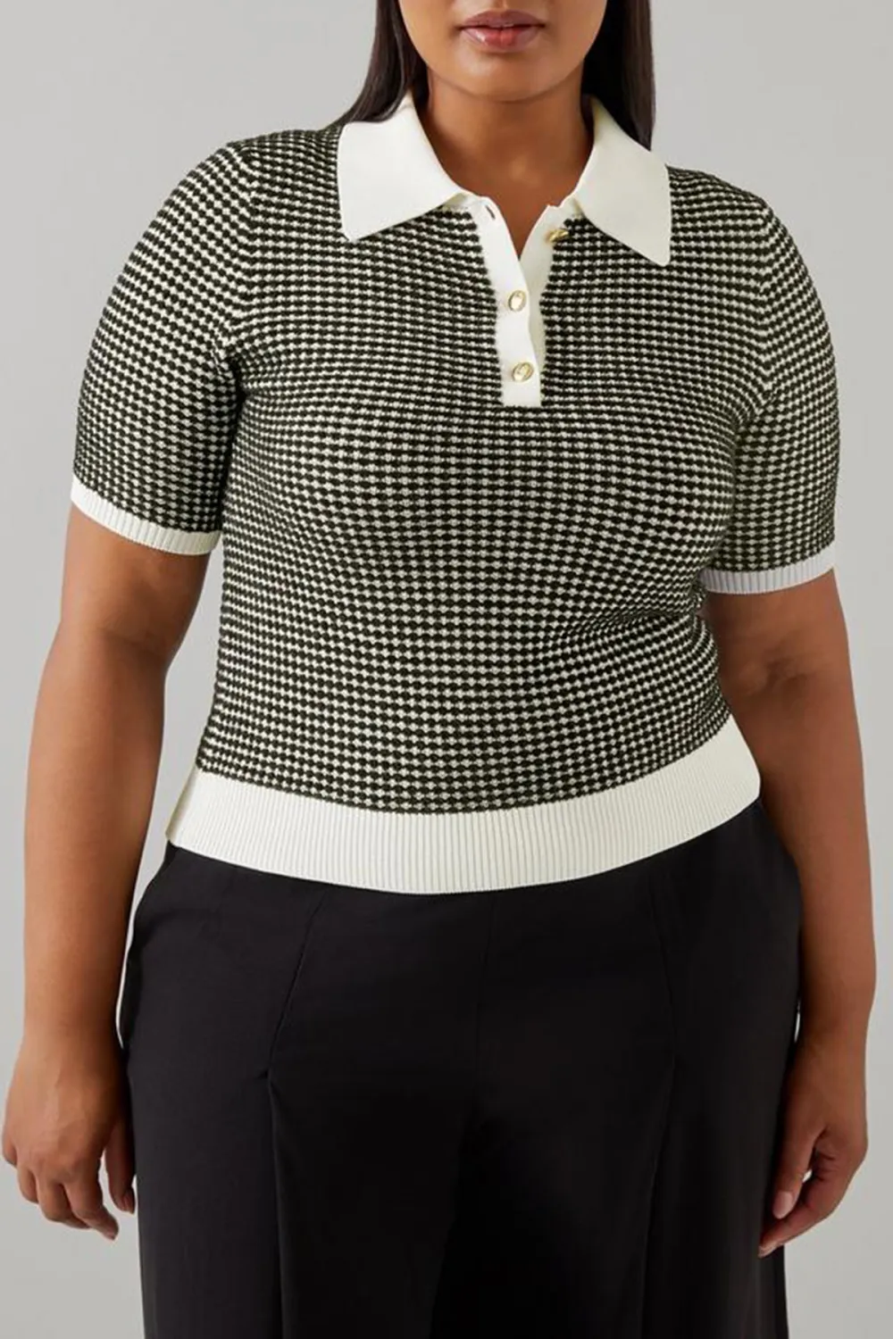 Black Cream Checkered Polo Collar Short Sleeve Knit