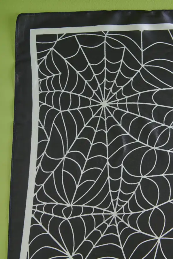 SPIDERWEB BANDANA SCARF