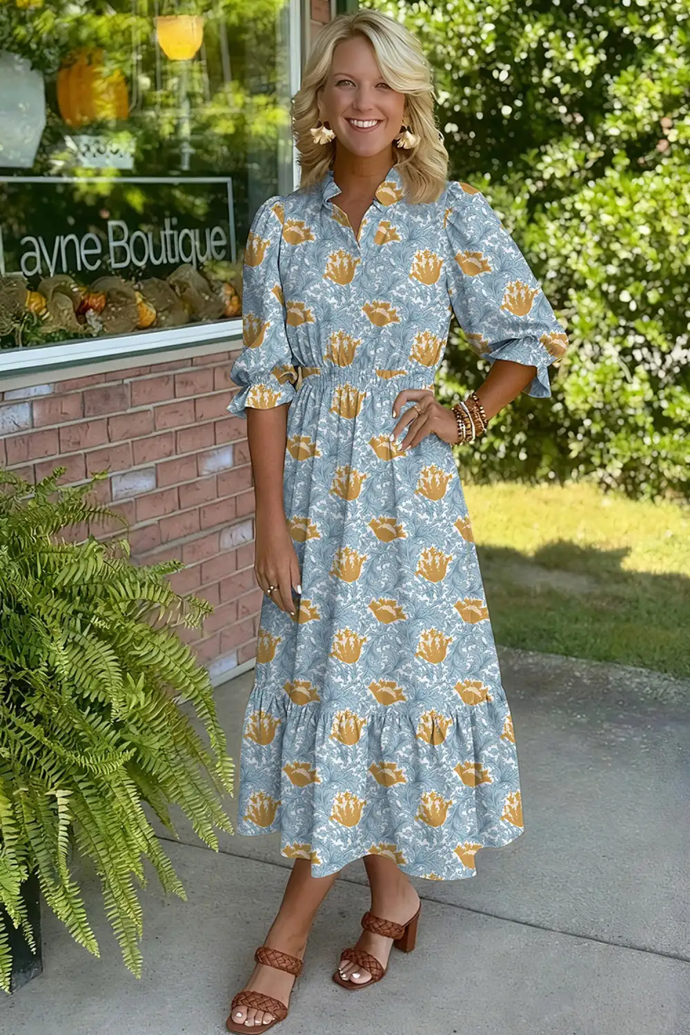 Lightweight Feel Floral Printed V Neck Dress