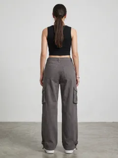 Lifestyle Embroidered Detail Multi Pocket Silhouette Women's Multi Pocket Cargo Pants