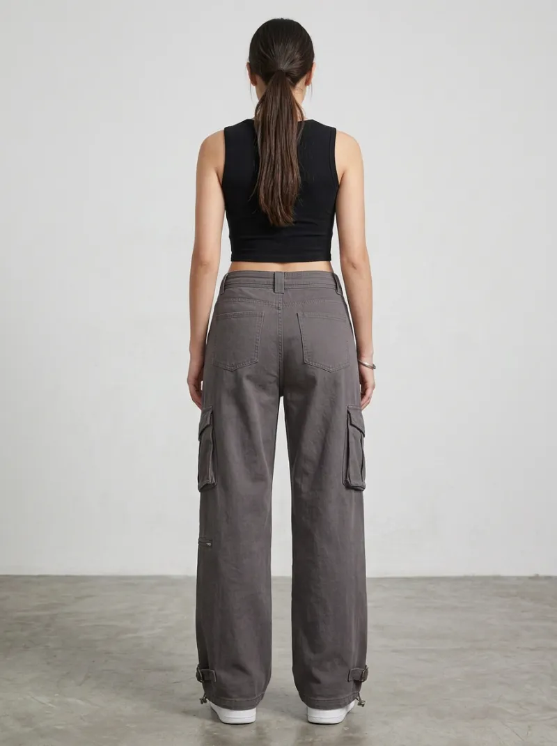 Lifestyle Embroidered Detail Multi Pocket Silhouette Women's Multi Pocket Cargo Pants