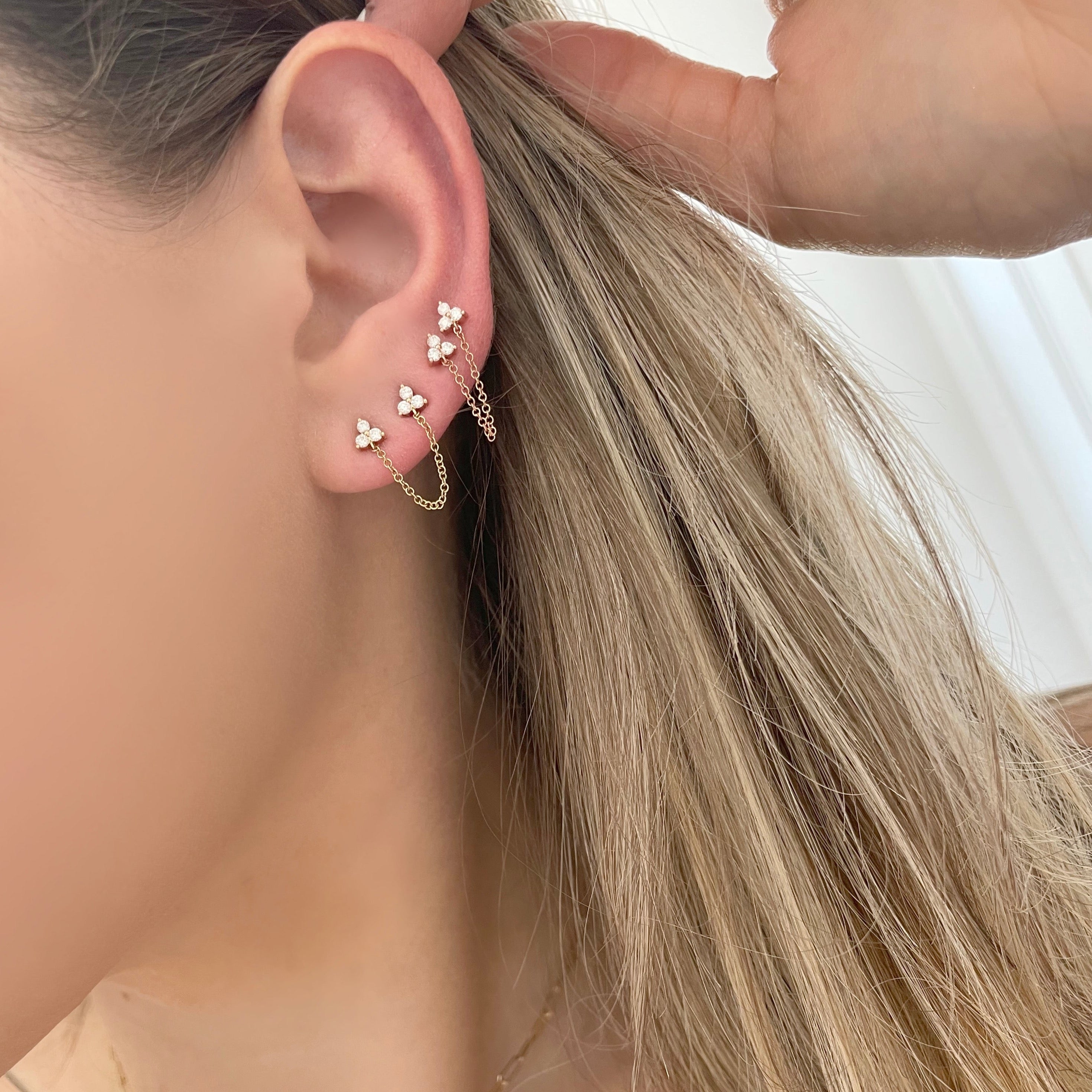 Openwork Delicate Gem Detail Earrings