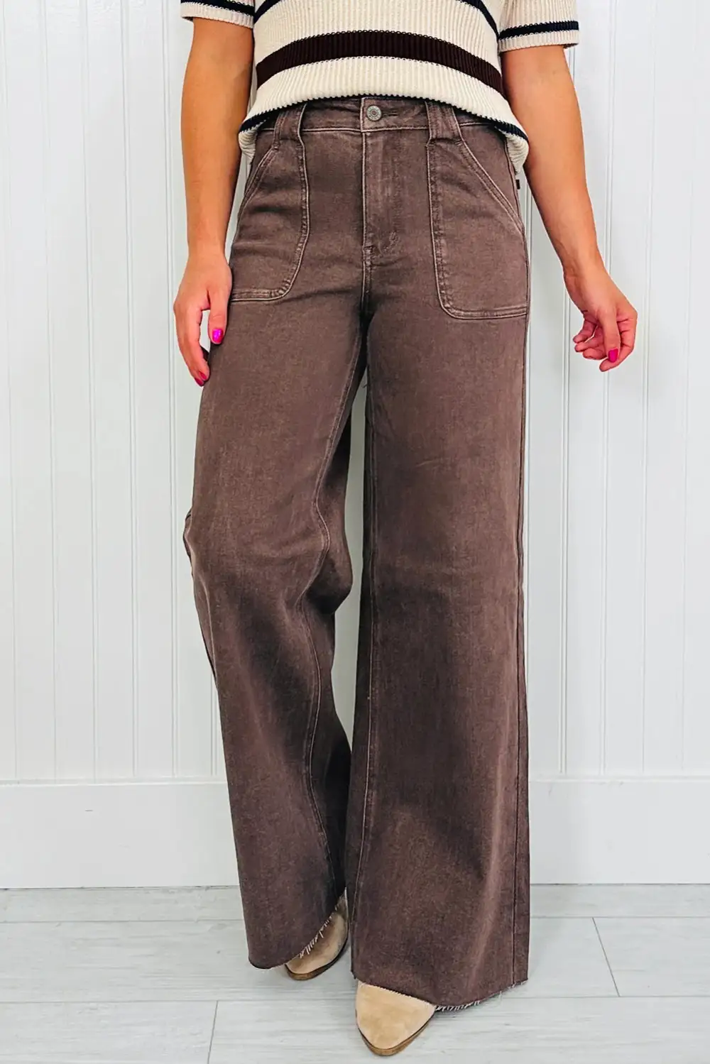 Clean Cut Buttoned Denim Jeans