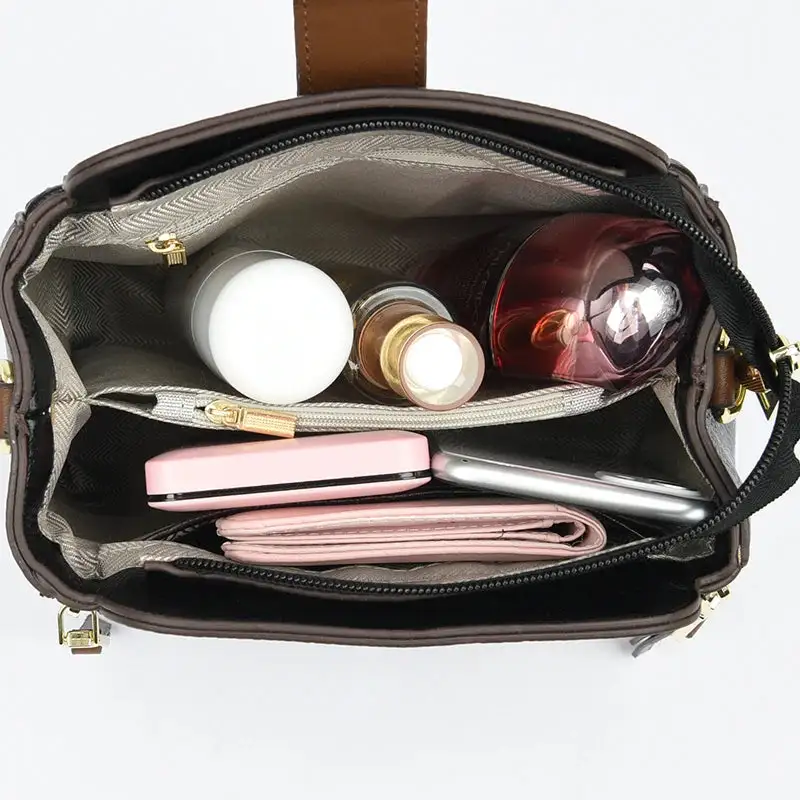 Everyday Soft Zip-Top Shoulder Bag