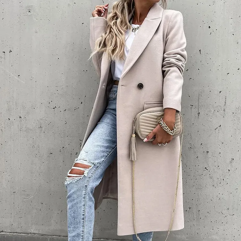Classic Winter Coat With Lapels