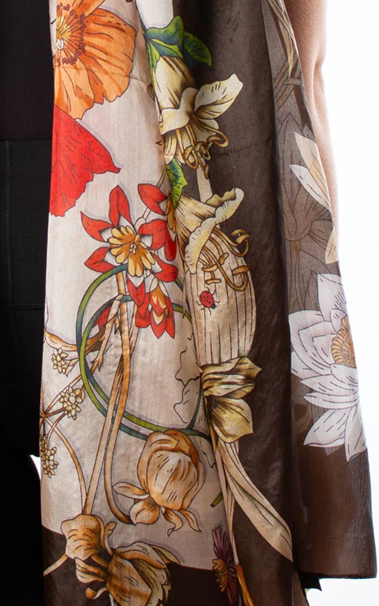 High-End Exquisite Glass Silk Scarf