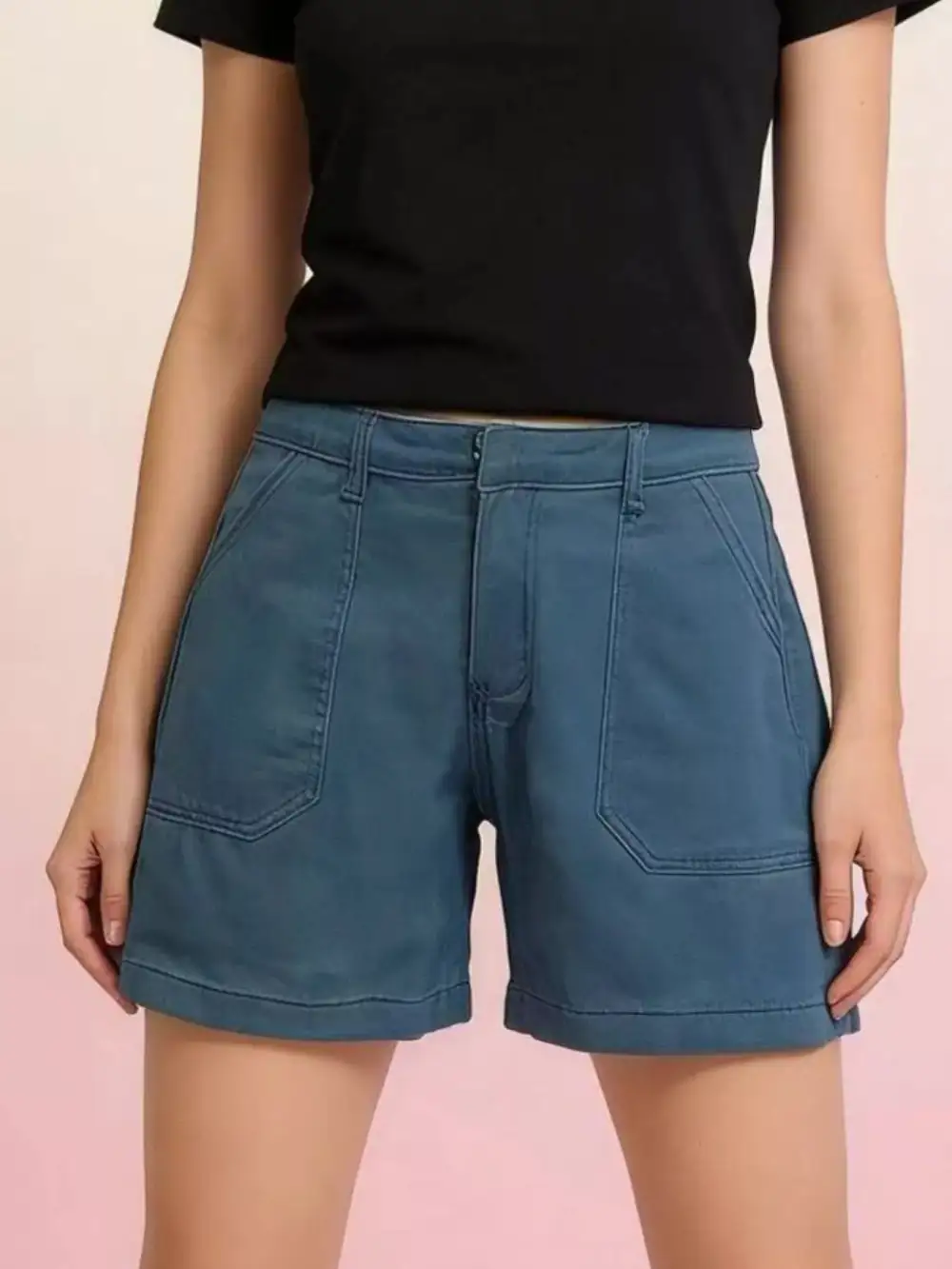 Weekend Pocket Detail Shorts