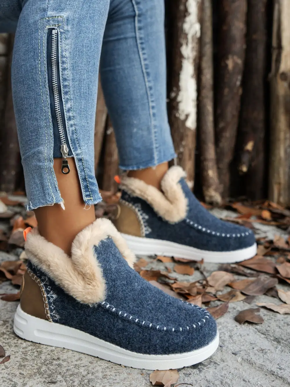 Furry Suede Round Toe Flat Boot