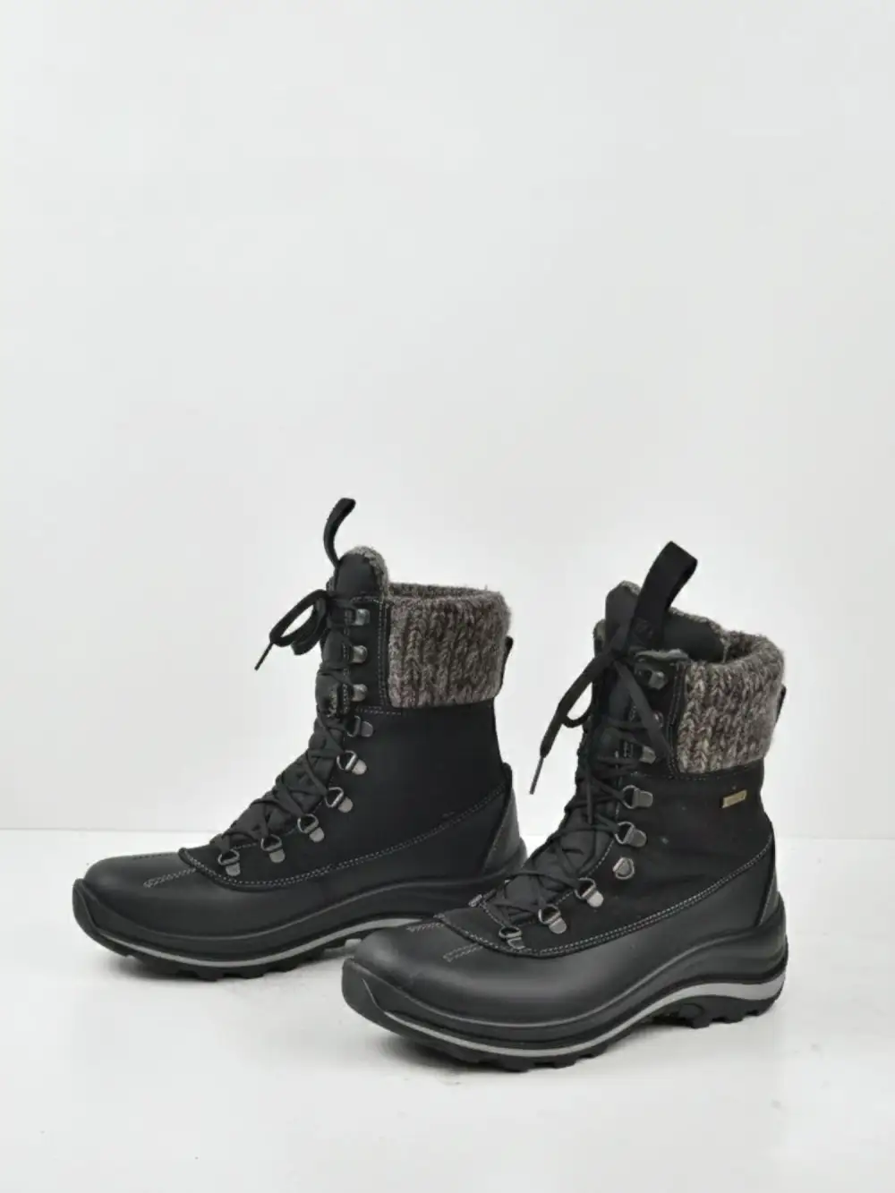 Women's Sleek Country Water Resistant Pull On Everyday Boots