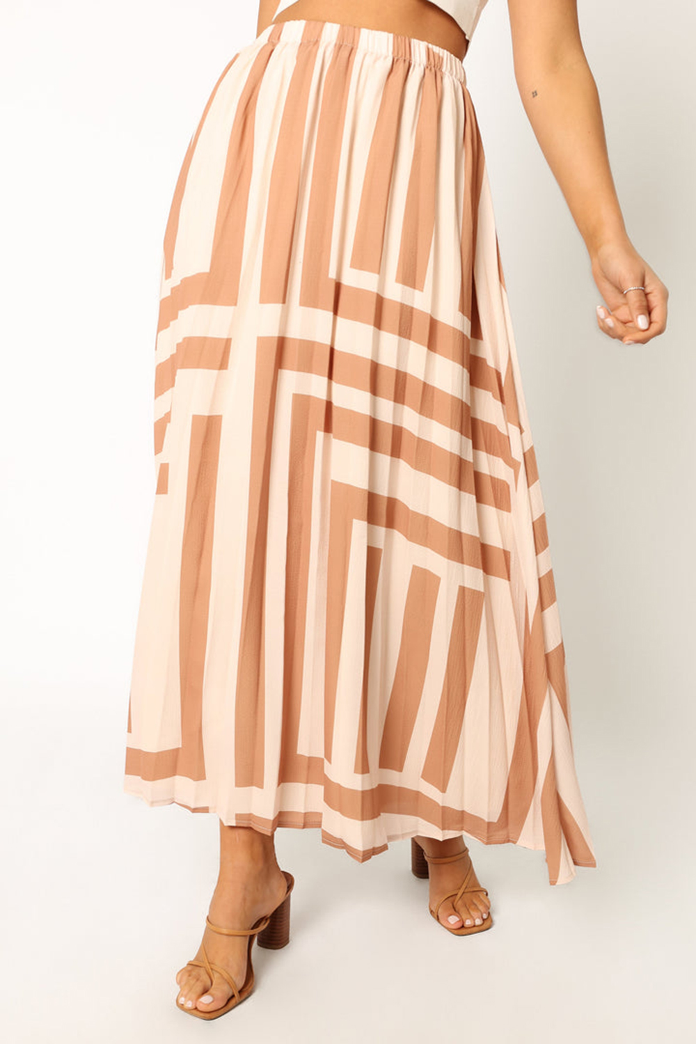 PLEAT MIDI SKIRT - TAN