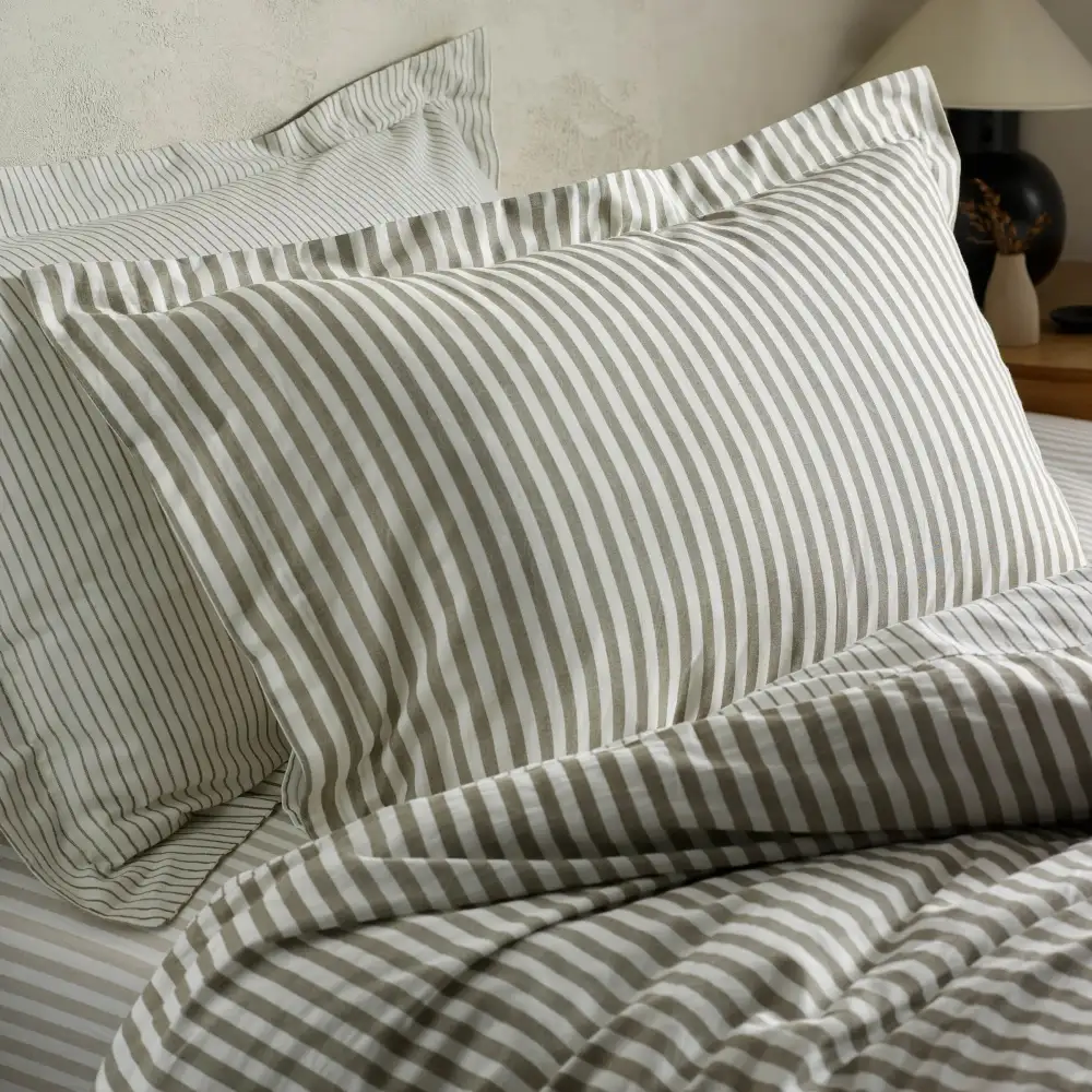 Tailored Bedroom Reversible Stripe Cotton Duvet Cover Set
