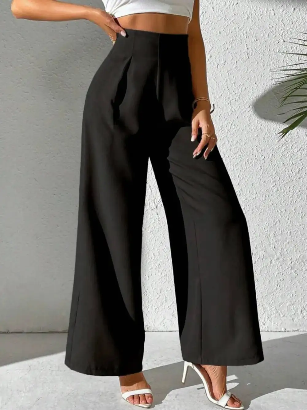 Wide Leg High Waist Detail Pants