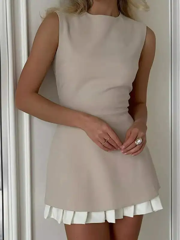 Sleeveless Pleated Solid Color Split Joint Tiered Round Neck Mini Dress