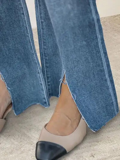 Flare Leg Pocketed Slit Denim Jeans