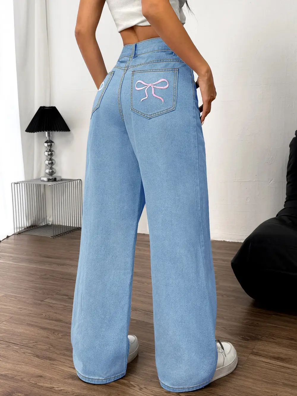 Sharp Wide Leg Embroidered Denim Jeans