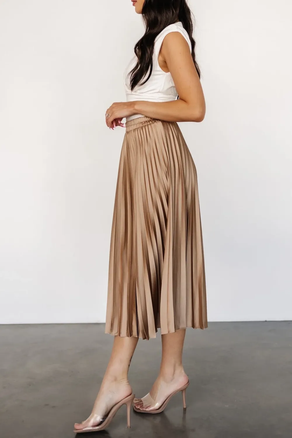 Minimalist Elegant Silk-Like Skirt