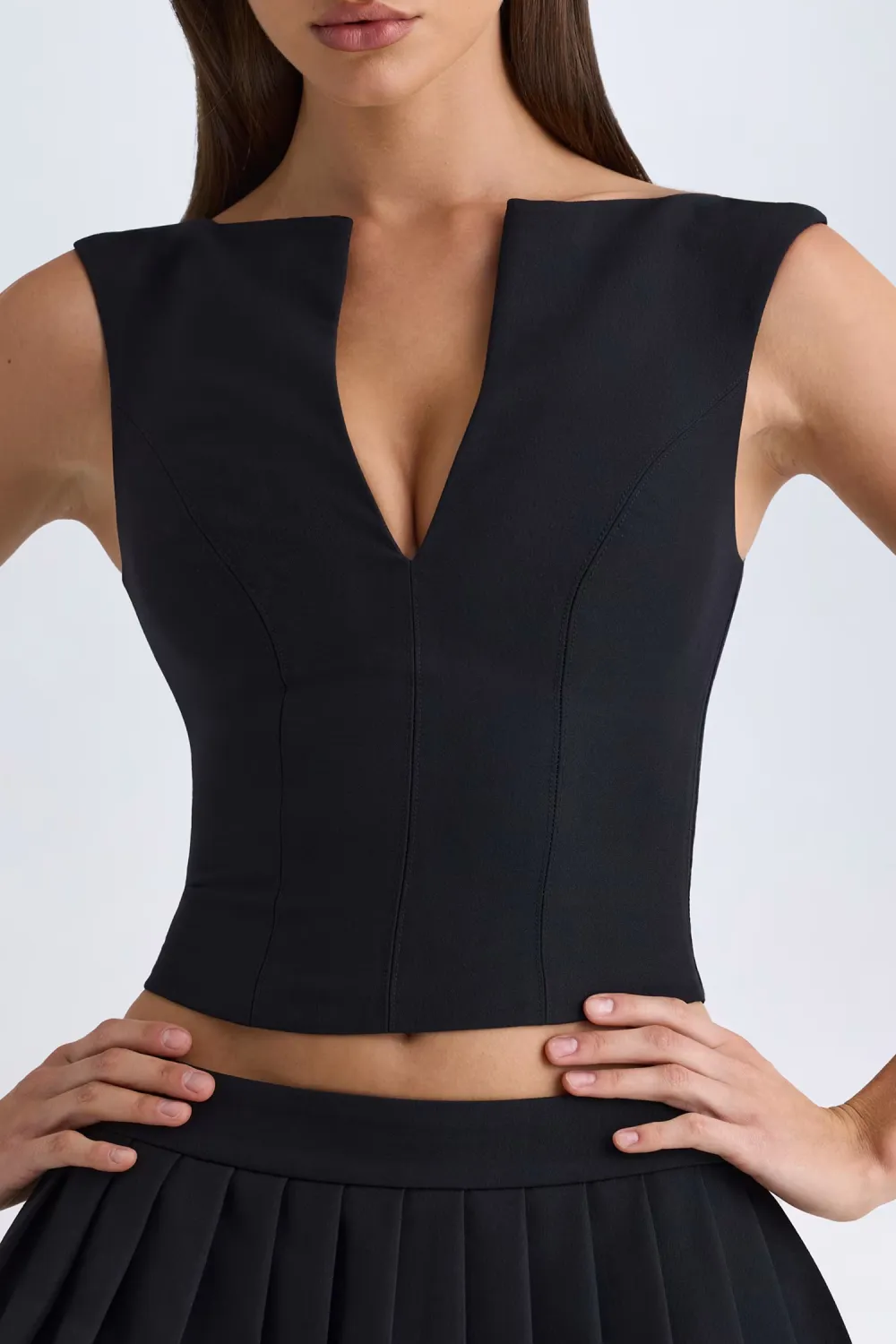 Trendy Short Solid Color Sleeveless Top